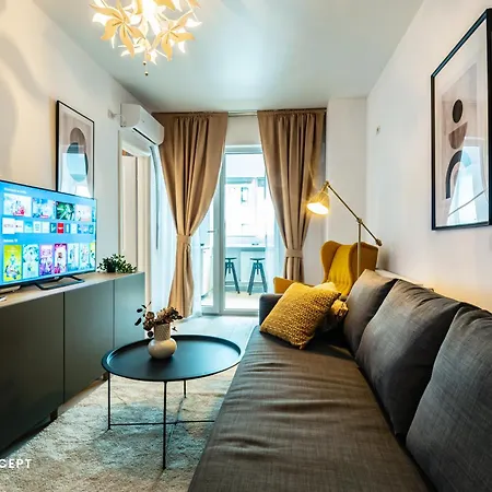Central Residence Apartment 928-3